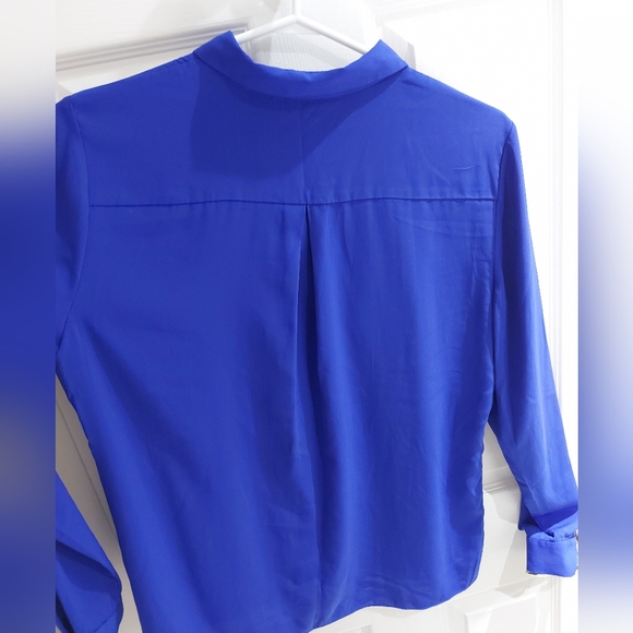 T Tahari | Button Up Blouse - Picture 14 of 15